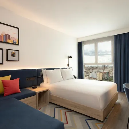 Hampton By Hilton Martiricos 3* Malaga