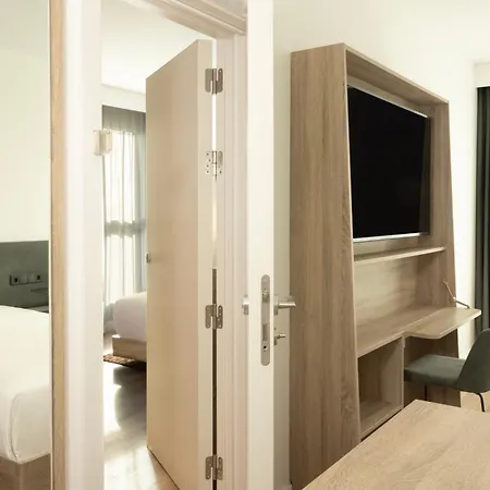 Hampton By Hilton Martiricos Hotel Malaga
