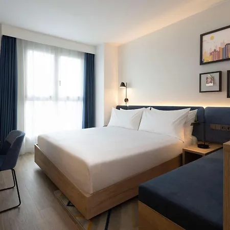 Hampton By Hilton Martiricos Malaga