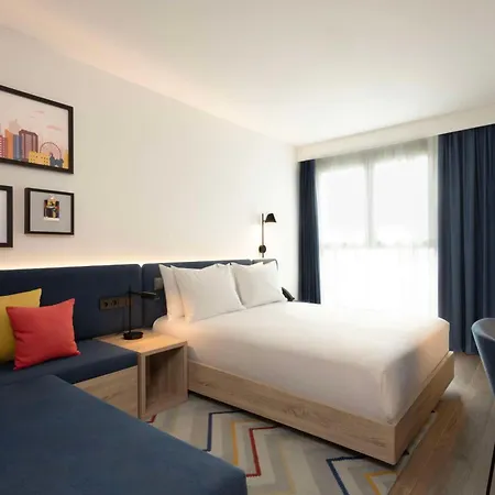 Hampton By Hilton Martiricos Hotel 3*